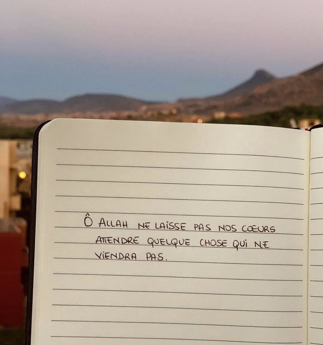 S21V30's tweet image. 