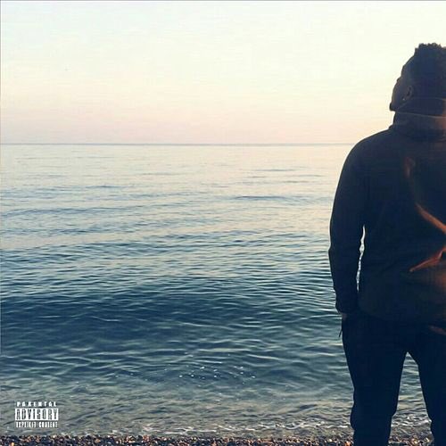 Cinq ans seulement après avoir posé ses valises en Île-de-France, Tayc enregistre et commercialise déjà une première mixtape intitulée "Alchemy". Avec le titre "Un verre de trop", Tayc commence à faire parler de lui parmi les initiés.