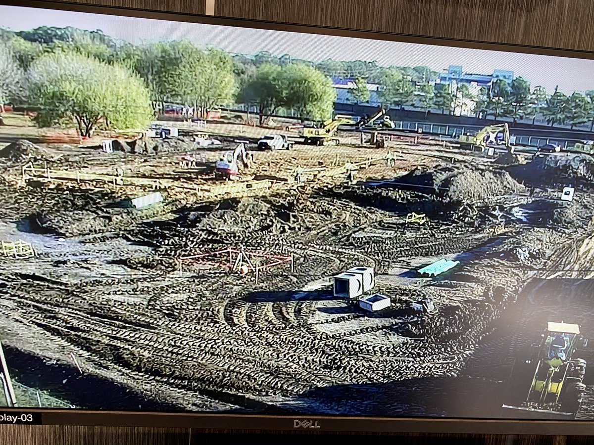 jayhawkmi's tweet image. Groundbreaking week as we formalize construction start new public library, operated by @BrazoriaCounty Library System.  New 39k sq ft bldg on beautiful site on Shadow Creek Pkwy. Great staff + contract/design team to bring lifelong-learning asset. @SpawGlass1953  @PGALdesign