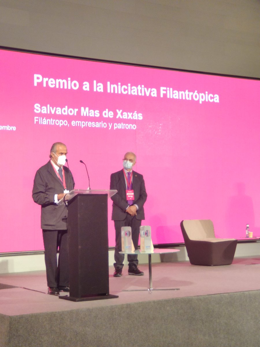 AEF_fundaciones's tweet image. .@masdexaxas recoge el Premio a la Iniciativa Filantrópica 👏
#Demos2020
