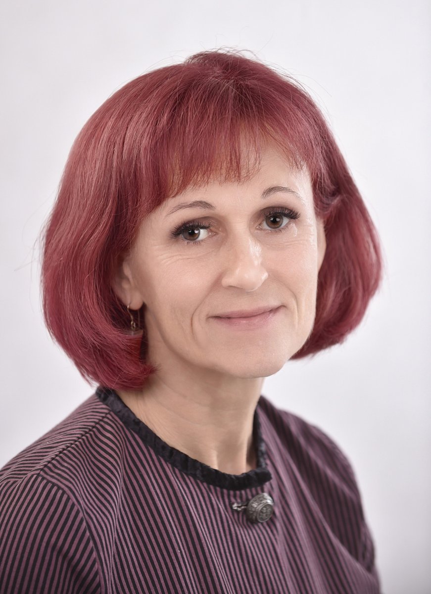 Motoring journalist Erzsébet Kurcz, from Hungary, has joined Women's World Car of the Year as a judge. With her appointment, WWCOTY increases membership to 48 journalists from 38 countries with an audience reach across all platforms in excess of 500 million #wwcoty #hungary https://t.co/MSopke7zl9