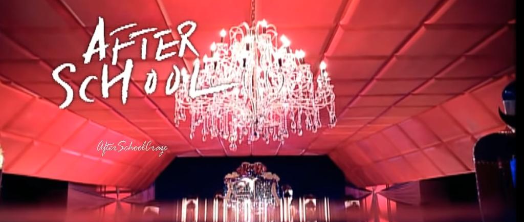 Pledis shows the royal family notation in their mvs, and one of them is emphasizing "chandelier" chandeliers represents the essence of light, wealth and power. a kind of "sun" that royal family have.but before you can be the "chandelier", you have to be another kind of "sun"