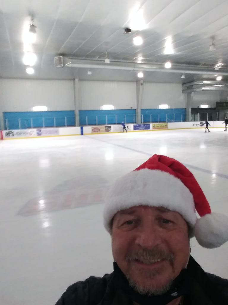 JohnnyR02741963's tweet photo. @OkemoConditions Sick of the Rink..need the slopes
. https://t.co/cKDVCulRZN