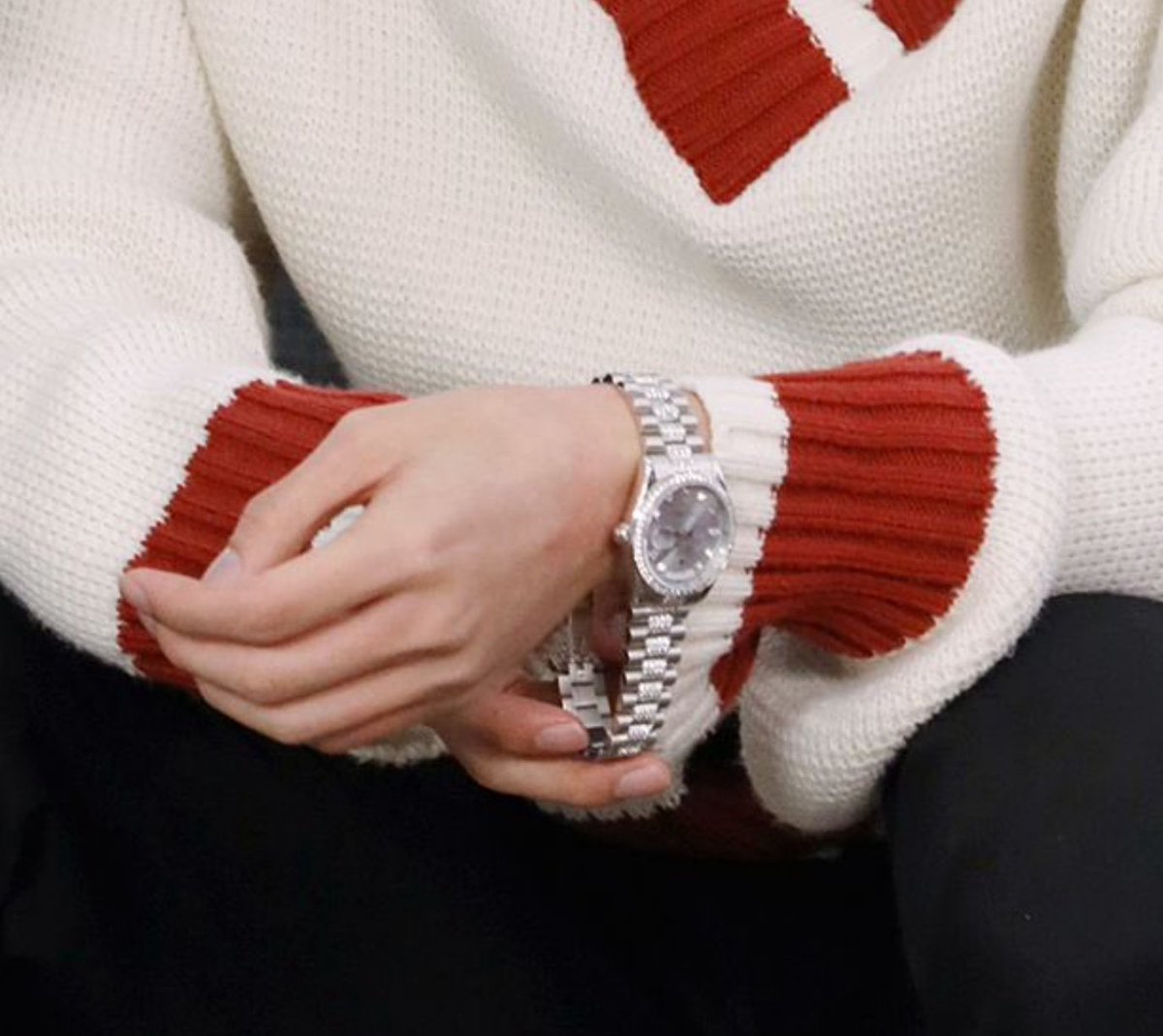 seokjin's details - a needed thread