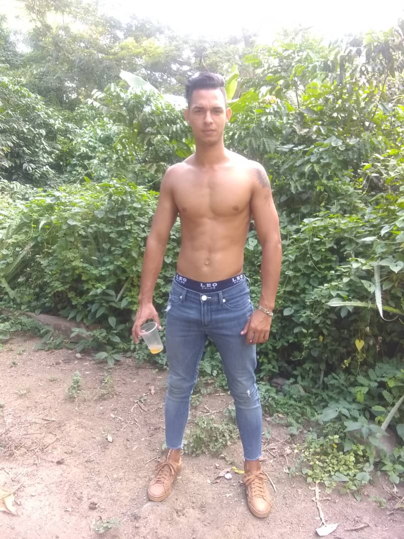 Vergones4's tweet photo. Comenta y RT para más
😋😍 https://t.co/XuACoIKyr5