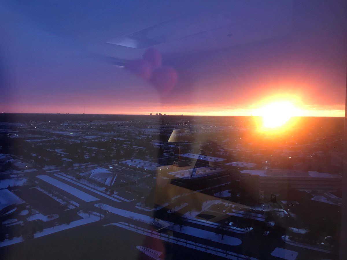 Looking for a great view from your office? 
Call us for details! 248-519-2300
#IntelligentOffice #Sunset