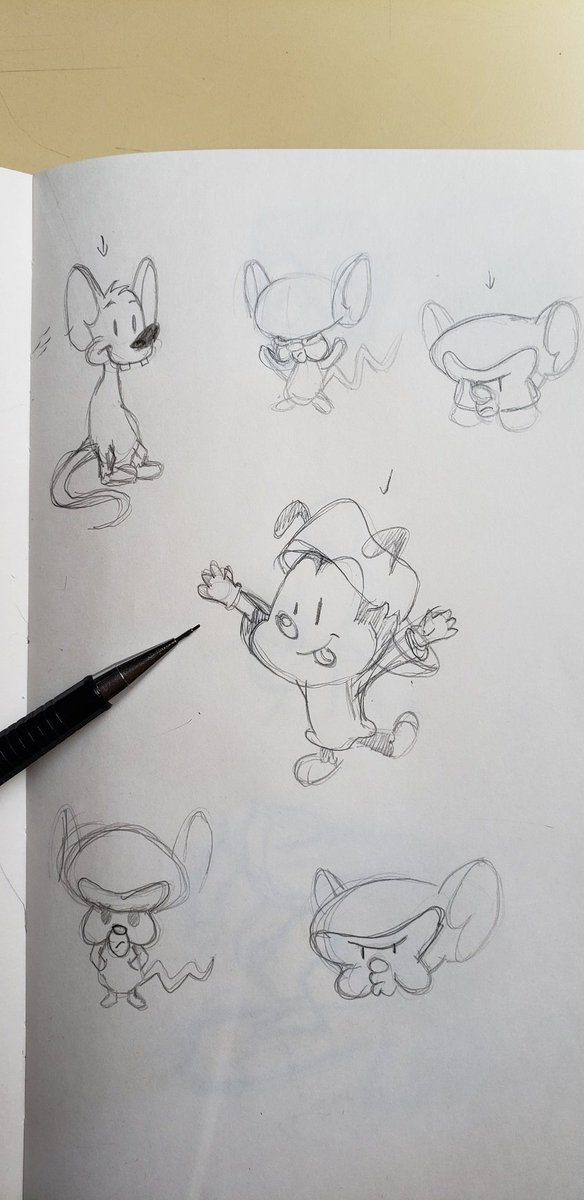 Sobre #Animaniacs eu amo tanto, que já até fiz um rascunho de uma futura arte haha ♡ https://t.co/VTiaSiutw1