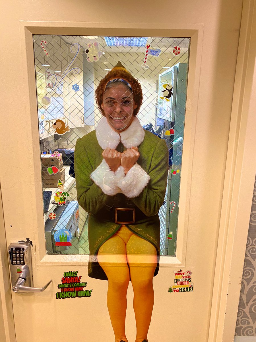 Night shift getting into the holiday spirit! 🎄Come to Infill 5 &amp; take an “Elfie”! 😬 #Elfie #HappyHolidays #CovidChristmas <a href="/AishaD_Miller/">Aisha Miller</a> <a href="/ErnestoPMir/">Ernesto Perez-Mir</a> @NYPBrooklyn