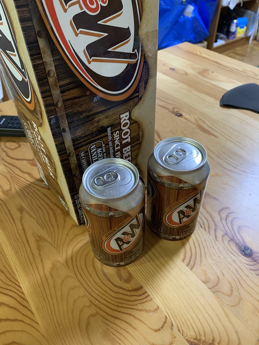 ryukyu893's tweet image. 沖縄ぬ心を忘れない

上品にグラスで飲んだけどダメだわ
やっぱ缶直接かA&amp;amp;Wの分厚いグラスじゃなきゃ

あと沖縄のクソみてえな湿気がなきゃダメ