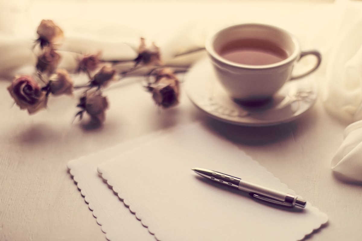 DianeLaneyFitzp's tweet photo. December is Write a Friend Month. For whom will you put pen to paper?
#writeafriendmonth https://t.co/irWm8HrDcP
