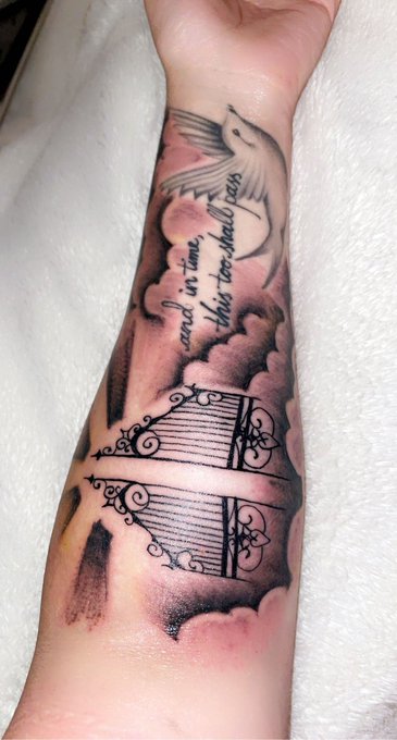 One of my new tattoos https://t.co/qWgoRqiD0W<a href="/tag/love"class="tags"><span>#love</span></a><a href="/tag/giveaway"class="tags"><span>#giveaway</span></a><a href="/tag/family"class="tags"><span>#family</span></a><a href="/tag/blessings"class="tags"><span>#blessings</span></a><a href="/tag/joy"class="tags"><span>#joy</span></a><a href="/tag/hope"class="tags"><span>#hope</span></a>