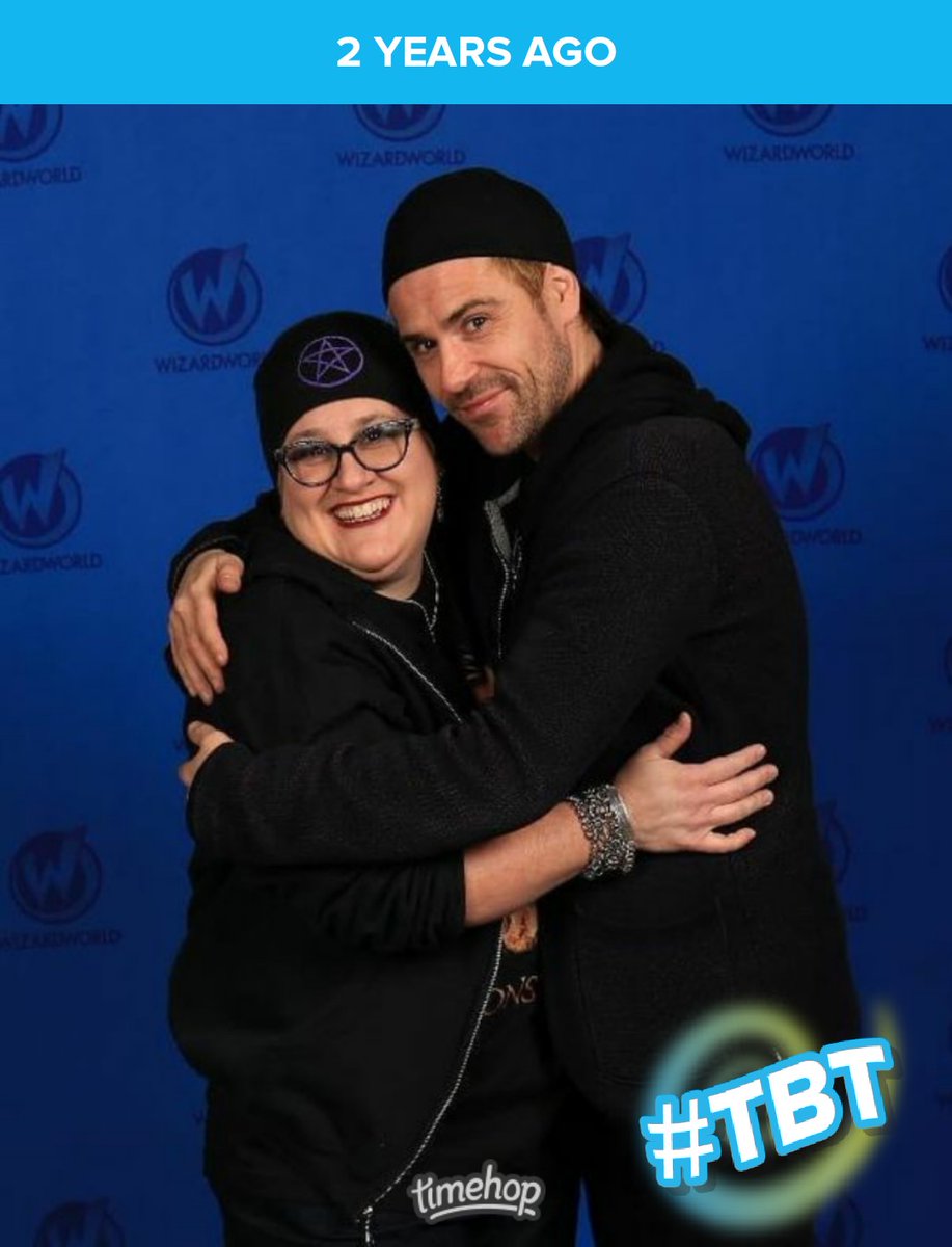 KimMerville's tweet photo. #ThrowbackThursday
🔥#Hellblazer Hugs🔥
#WizardWorldMadison https://t.co/6lq2FYNA8a