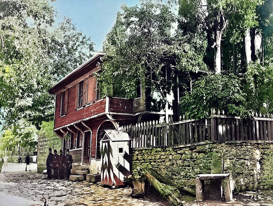 Karacaahmet Karakolu, Üsküdar.

#kaybolantarihinpeşinde