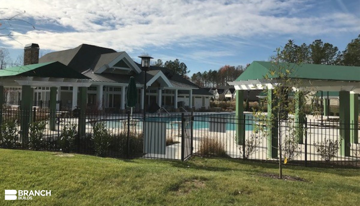 BranchBuilds's tweet image. Congrats to our Richmond team for completing The Charleston Club at Magnolia Green in Mosely, VA! The clubhouse provides residents with exclusive amenities, including a multipurpose room, pool, two bocce courts, and a fire pit. #ProjectUpdate #BuildingLegacies