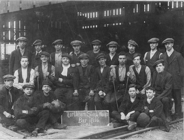 A fun game for Friday! Spot The Difference between these photographs of workers of the Northburn Steel Works' Bar Mill, taken in 1922 (U6/0133). There's four to find! We will reveal all this afternoon! #Coatbridge #IndustrialHistory