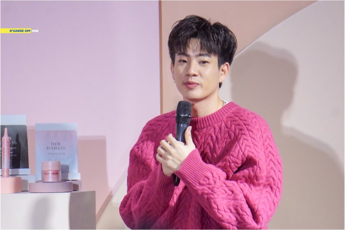 02.12.2020 <a href="/off_tumcial/">ออฟที่แปลว่าปิดประตูแพ้</a> at HerHyness event

นั่งปุ๊บตัวหดเหลือ2เซน 🥺

#ออฟจุมพล
#HerHynessXOff
#CleanBeauty
#FreeYourSkin