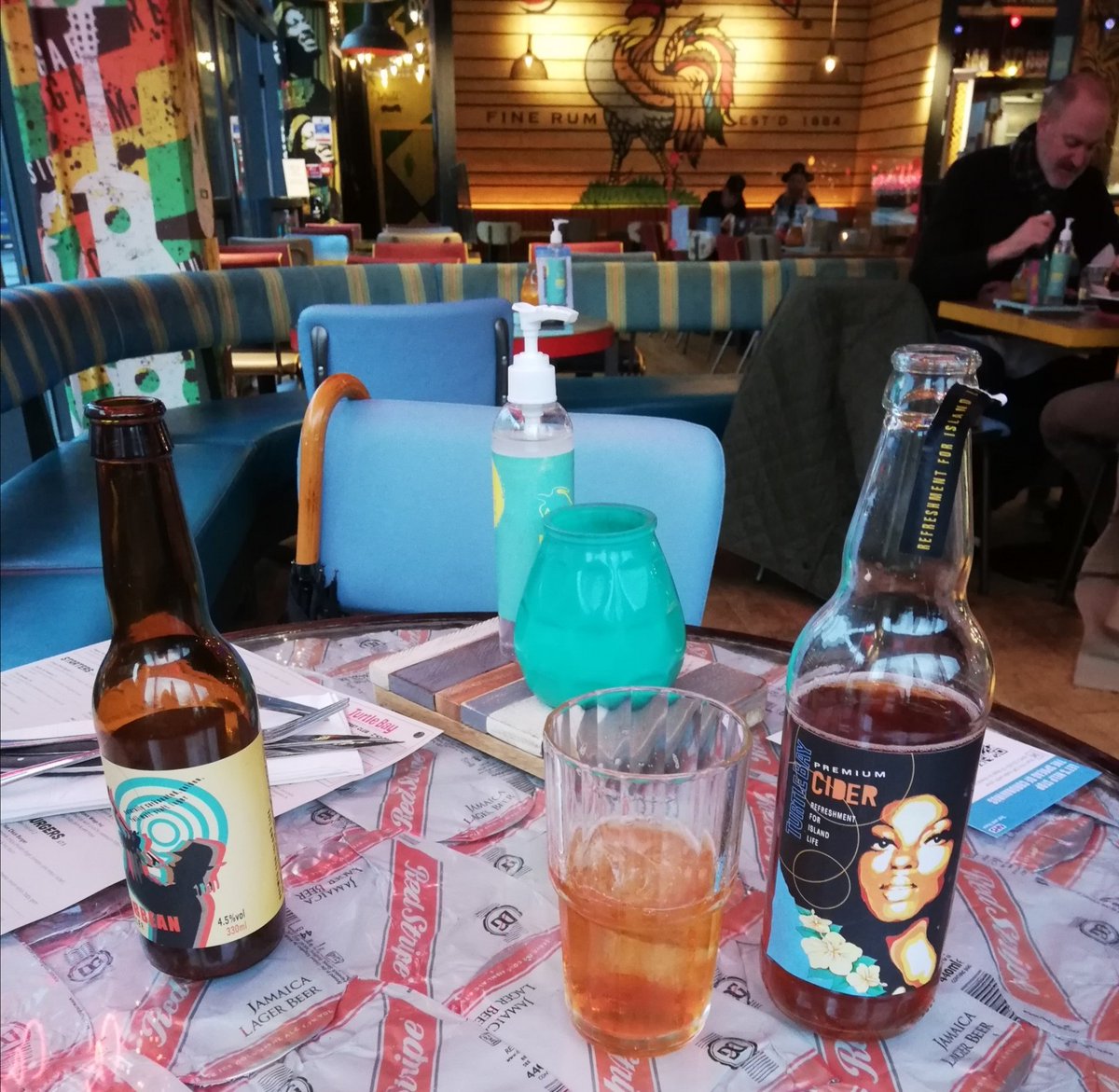 Sallystardust1's tweet photo. Felt a bit nervous venturing into the city today for the first time in weeks but it was good for the soul... and the cider was soulful too
#wednesdaythought #venturingout #WednesdayMotivation https://t.co/3jut9hmt3Y