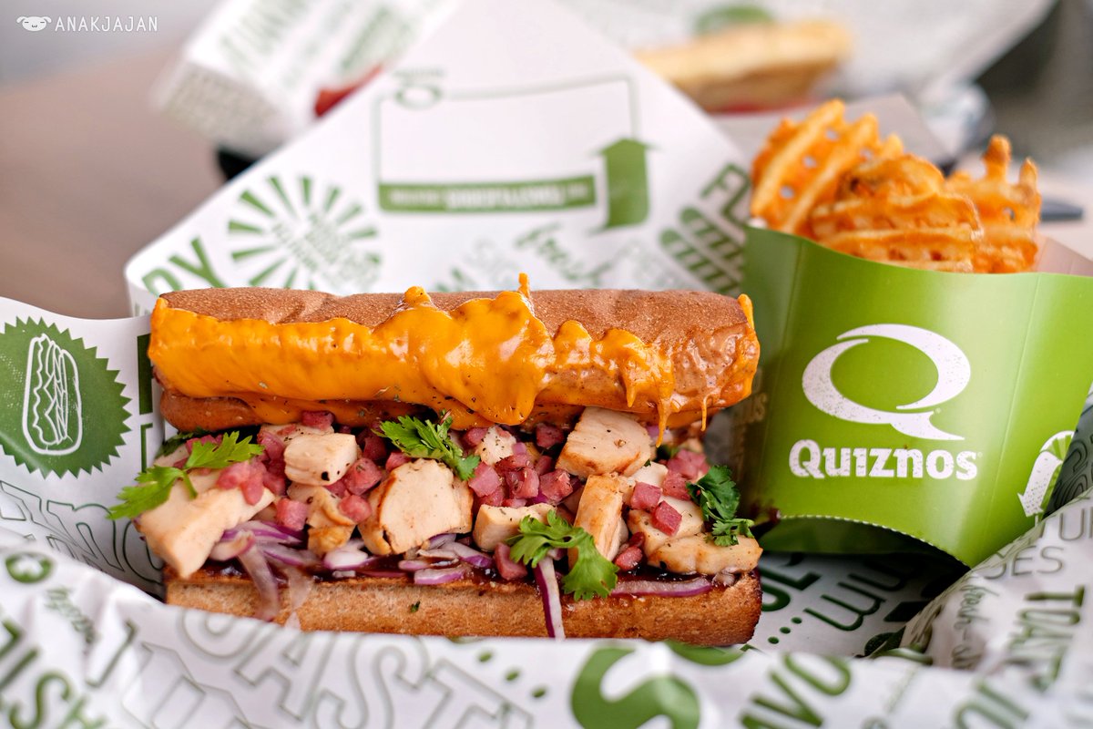 Buat yang penasaran sama Subway, cobain Quiznos dulu deh (in case ada yang gak tau Quiznos)

*bukan iklan