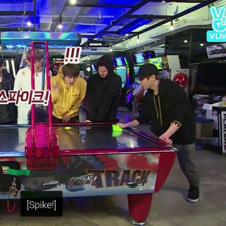 Seokjin's high level of patience being tested by bts - a necessary thread :