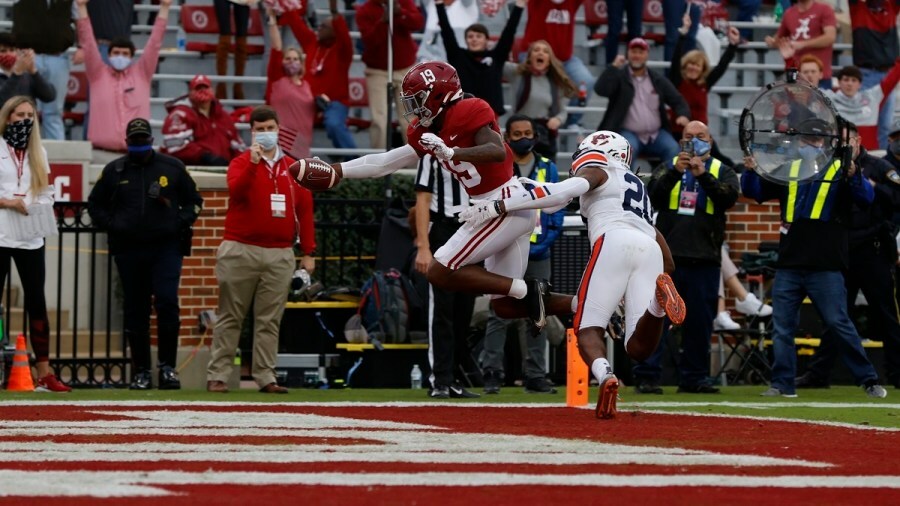 Football preview: Motivated Alabama heads for LSU as Auburn welcomes one-loss Aggies https://t.co/nBUKTrjz8u https://t.co/v4MEotorib