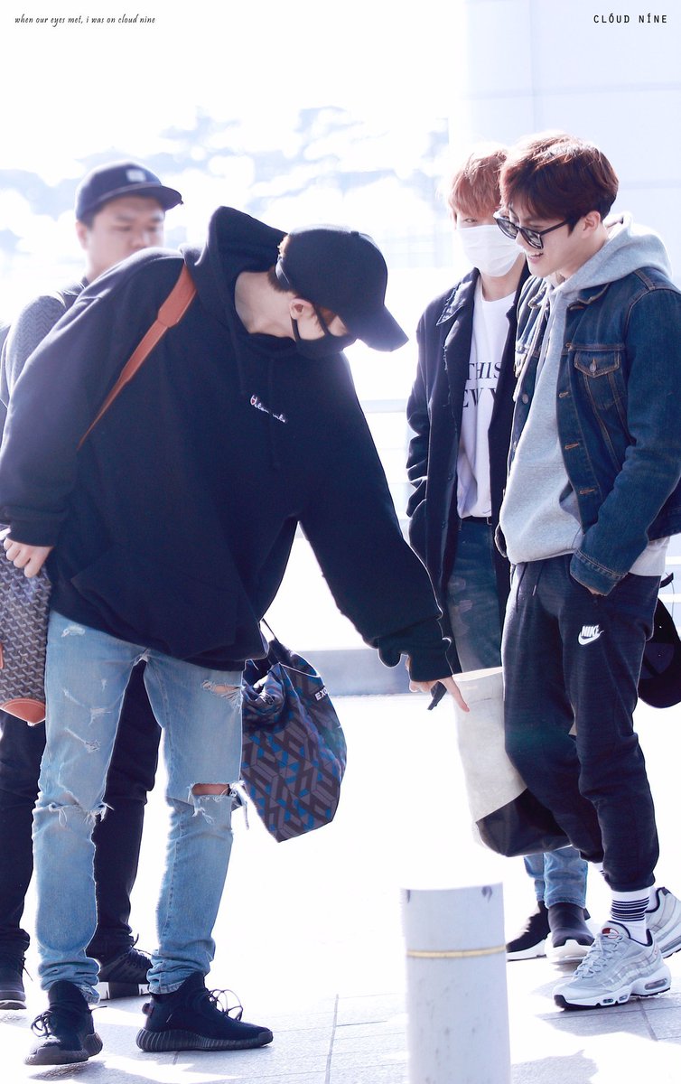 a set of photos of chanyeol can’t leave junmyeon alone