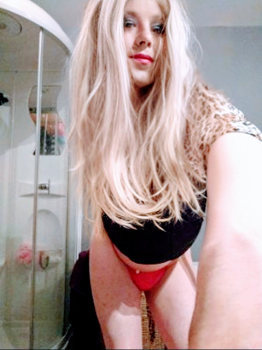 sissy_shirley's tweet photo. Retweet and like for a DM xx https://t.co/gr6D1ZY1Lk