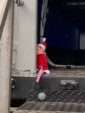 EstatesLoveFun's tweet photo. We can see you hiding in the boiler unit trying to keep warm #estateslovefun #naughtyelf #wheretonext 🎉🥳🎄 https://t.co/j24gfLWUZ6