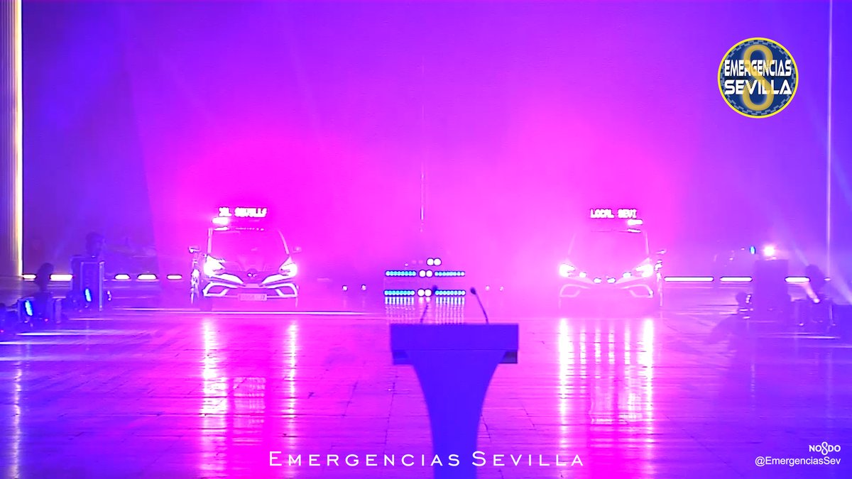 EmergenciasSev's tweet photo. Muy pronto estos vehículos estarán en servicio en las calles de #Sevilla. Son los nuevos patrulleros de la Policía Local de Sevilla que hoy hemos presentado en @fibesevilla 
Al nuevo diseño se suman materiales de alta visibilidad que aportan mayor seguridad
#Gobernación #AytoSE https://t.co/z8NLddrpUy