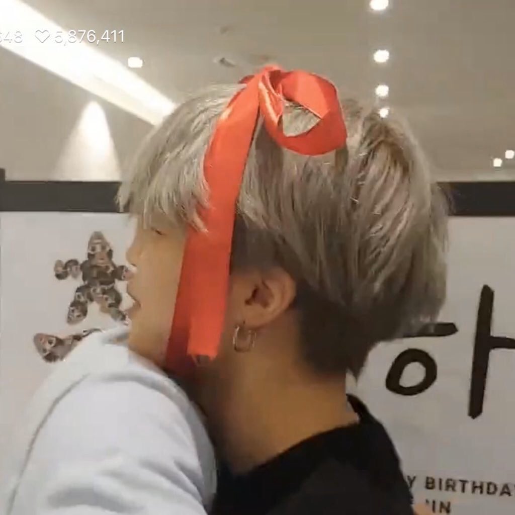 Everyone need jin to their min : a beautiful thread 