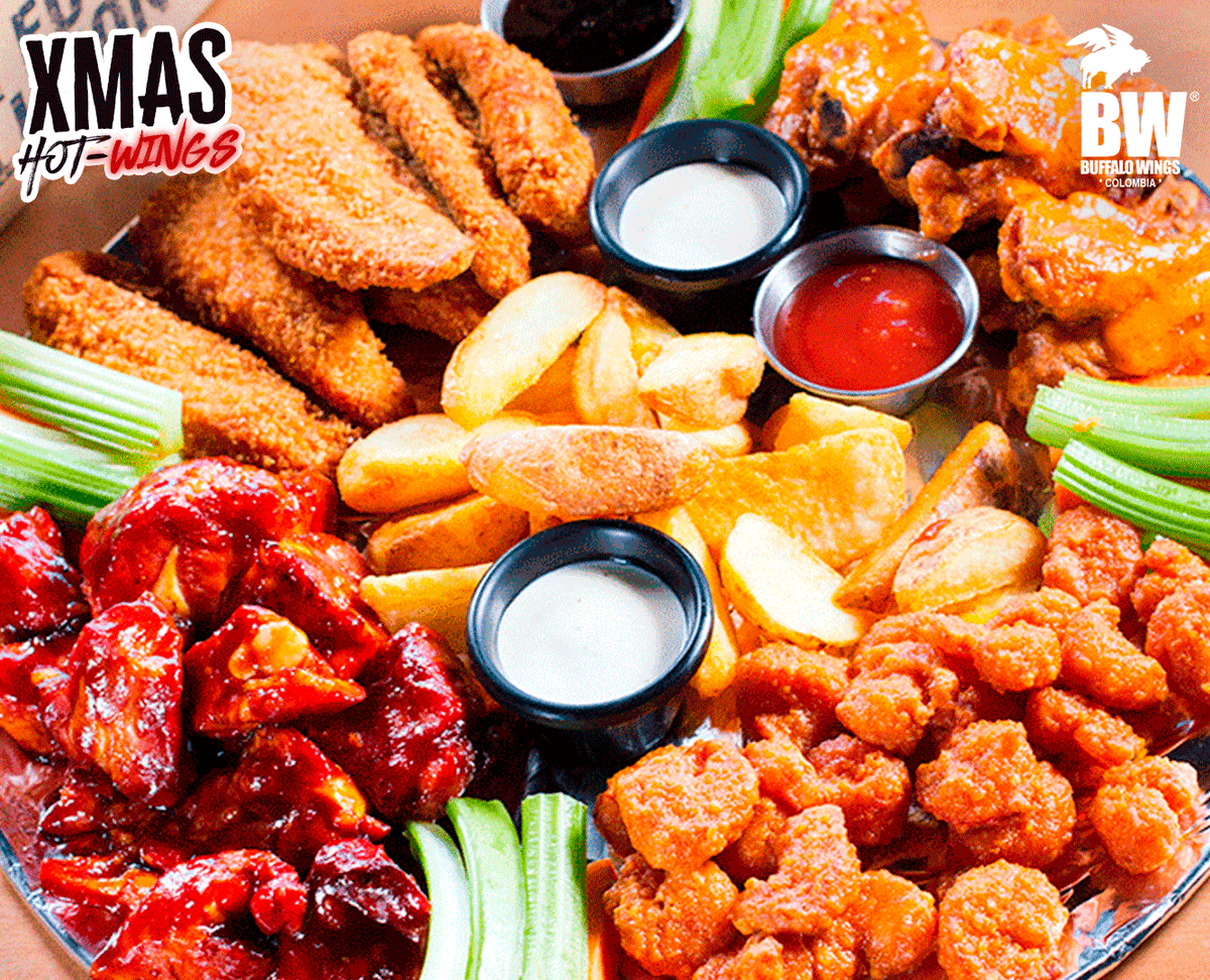 BuffaloWingscol's tweet photo. Solo diré 3 cosas: Santa ¡LO
QUIERO!🤤🔥 #ParcheBW #XmasHotWings #ElBuffaloSoyYo https://t.co/onq04JDqDe