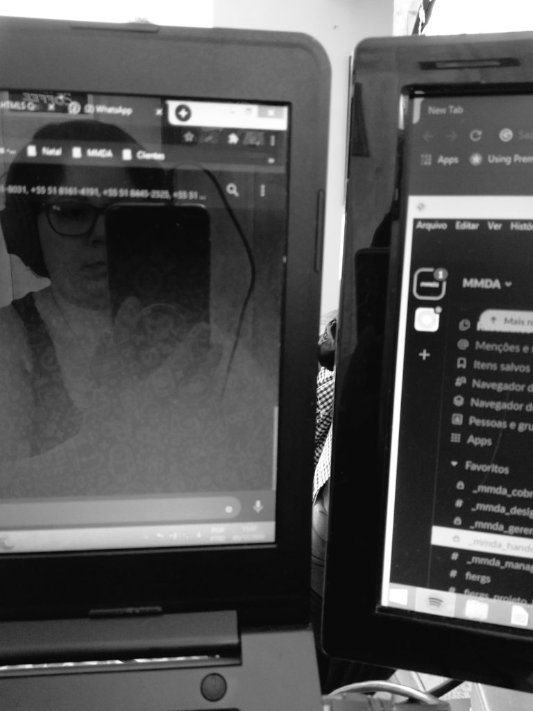 marihell7 tweet picture