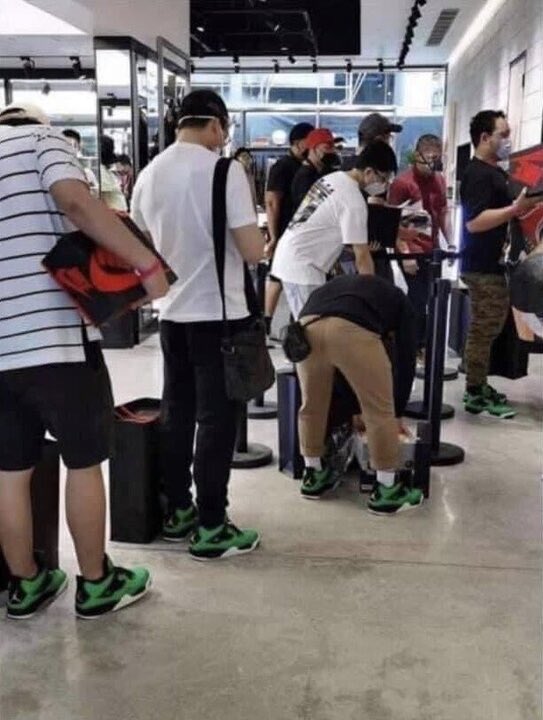 Complex Sneakers tweet media