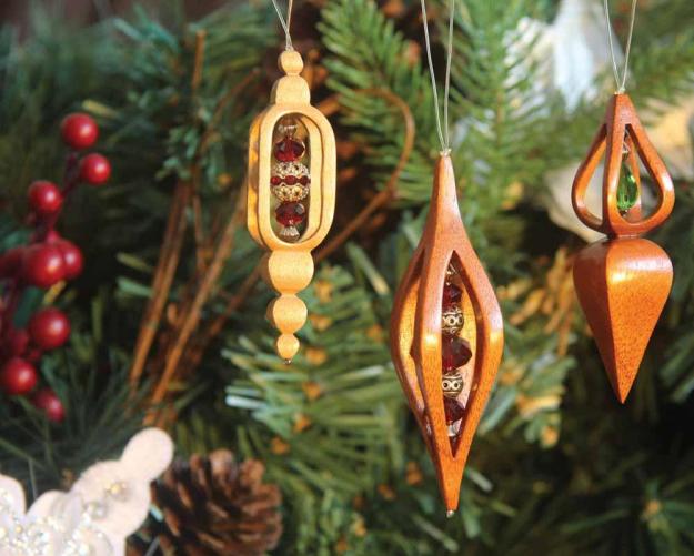 MAKE AN INTRICATE #CHRISTMAS #ORNAMENT: ow.ly/M6MD50CyppO #Woodworking #Workshop #Furniture #DIY #HandMade #Tools #JobSite #Make #Crafts #Home #Design #Renovation #Contractor #CanadianWoodworking #CWWmagazine