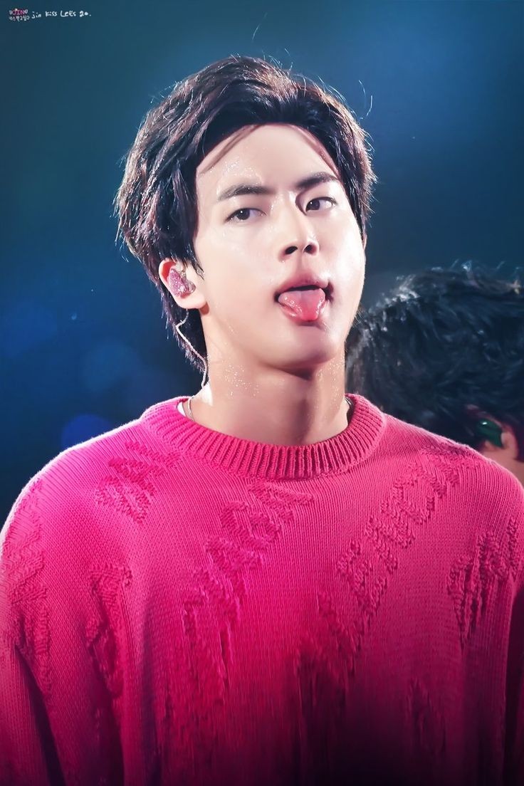 BTS_rapkookie's tweet photo. #JINDAY #BTSJIN #JINBIRTHDAY https://t.co/9Es6SVmnOO