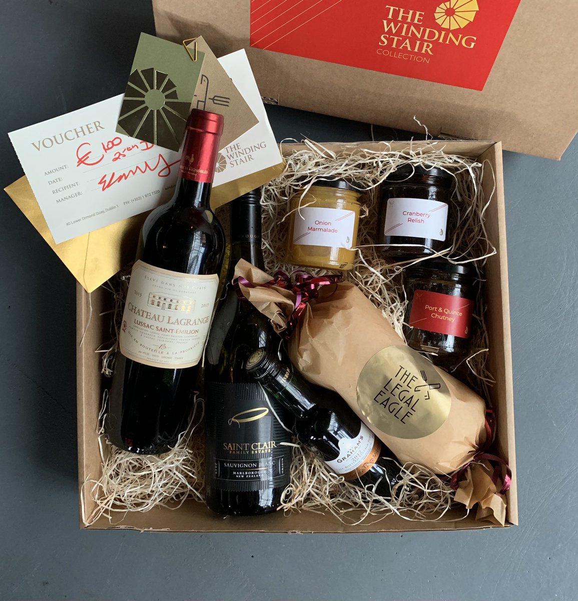 TheYarnpizza's tweet photo. Our Gift Box is a nice way to flesh out a paper restaurant voucher with some booze &amp; food yummies from our pantry. Supports us now and in the future with bums on seats!
Order here https://t.co/Lx2SU5Ye0A https://t.co/93HrSmrqeO