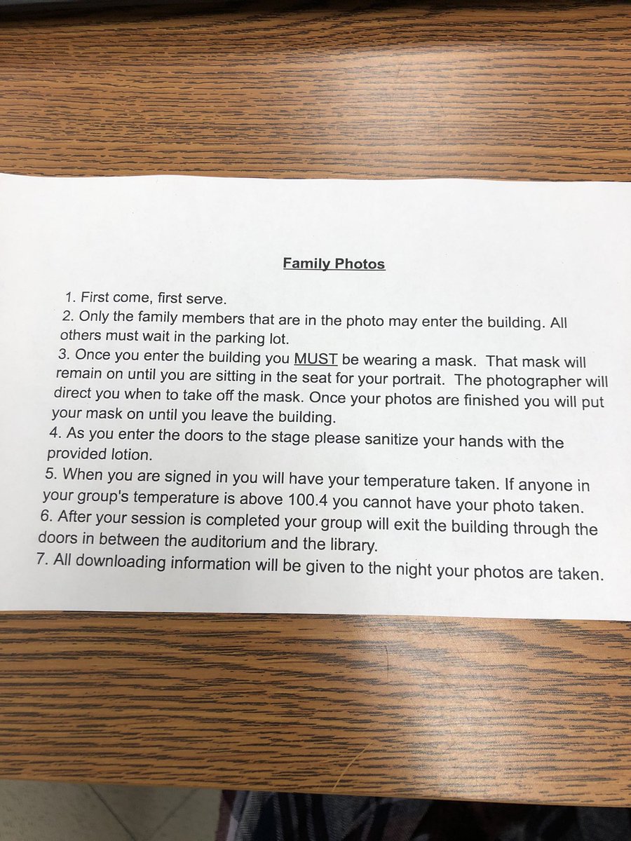 mrsfranchetti's tweet photo. Please come out and support Overbrook’s National Honor Society 🎄🎁 https://t.co/VJYRgIc8xD