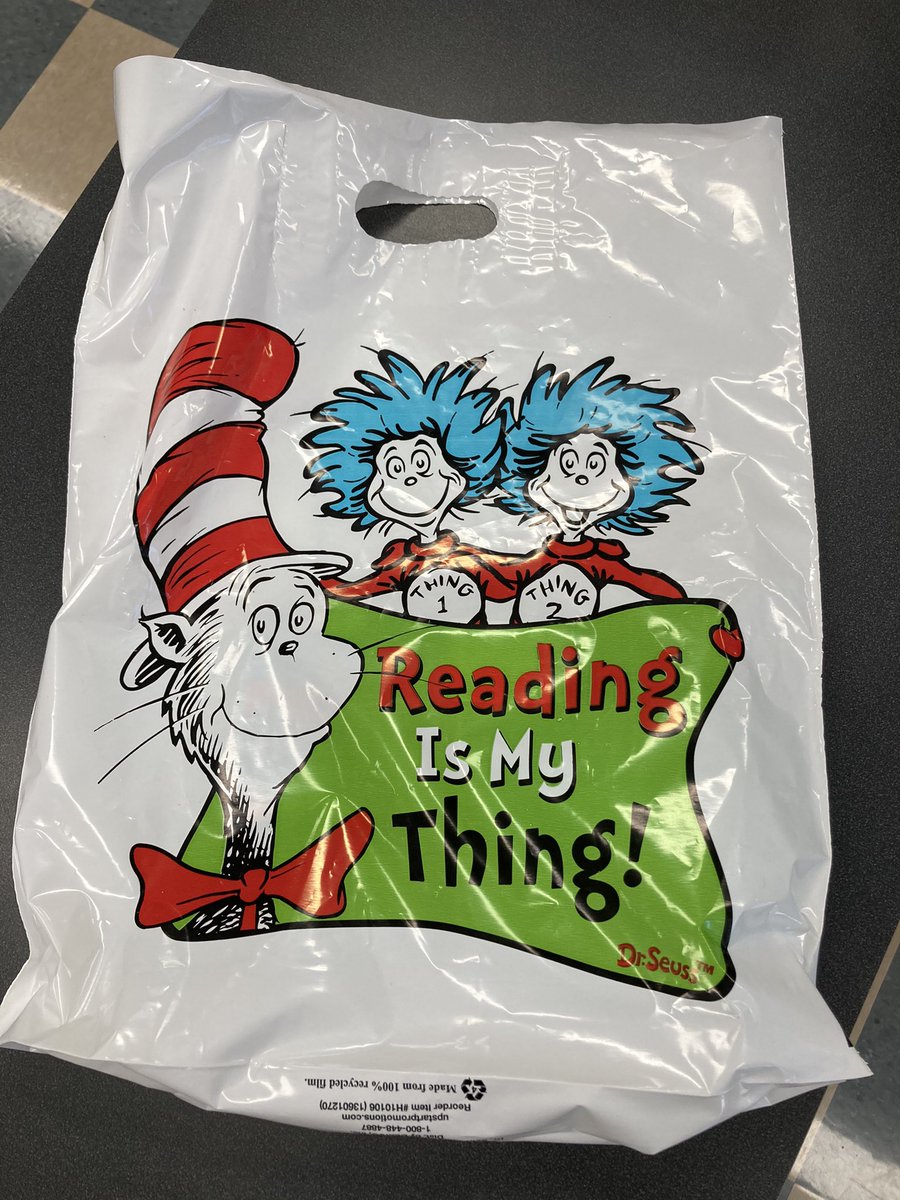 MaryBryantElem's tweet photo. eLearning Book Check Out! Thank you to our Media Specialist, Mr. Dagon, for the extra work and time making this happen! #TeamBryant @AddisonGDavis @HillsboroughSch https://t.co/kwY1OxFQys