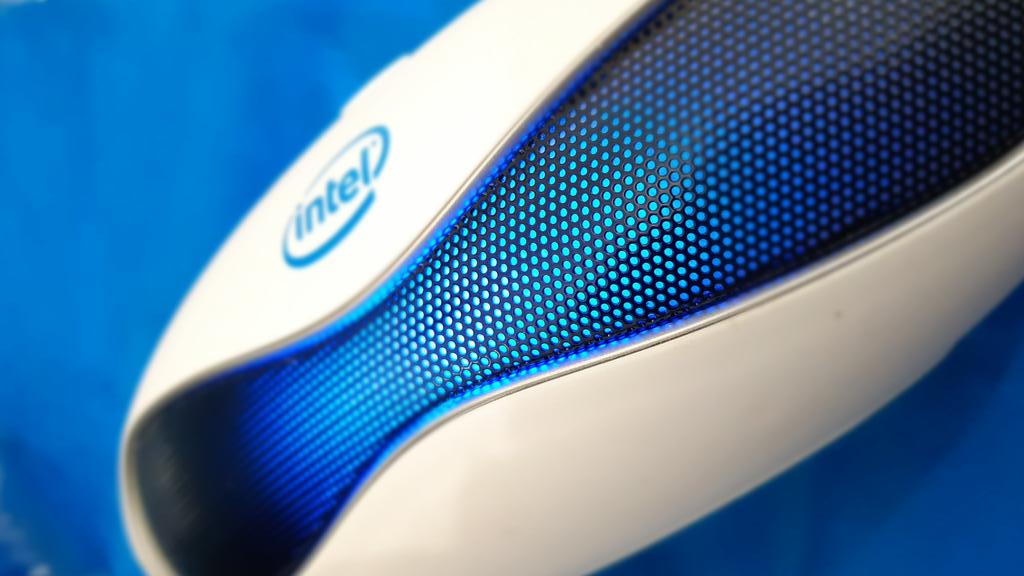 pretaenerd's tweet photo. As Pretaenerds também são @WakandaStreamer e participaram do Workshop #WakandaComIntel!Além de uma formação significativa, a @intelbrasil nos presenteou super com itens que fazem muita diferença na vida gamer! Assista a este #unboxingintel e descubra!💙 https://t.co/qSxaJjOVT7 https://t.co/V3hLf2okKE