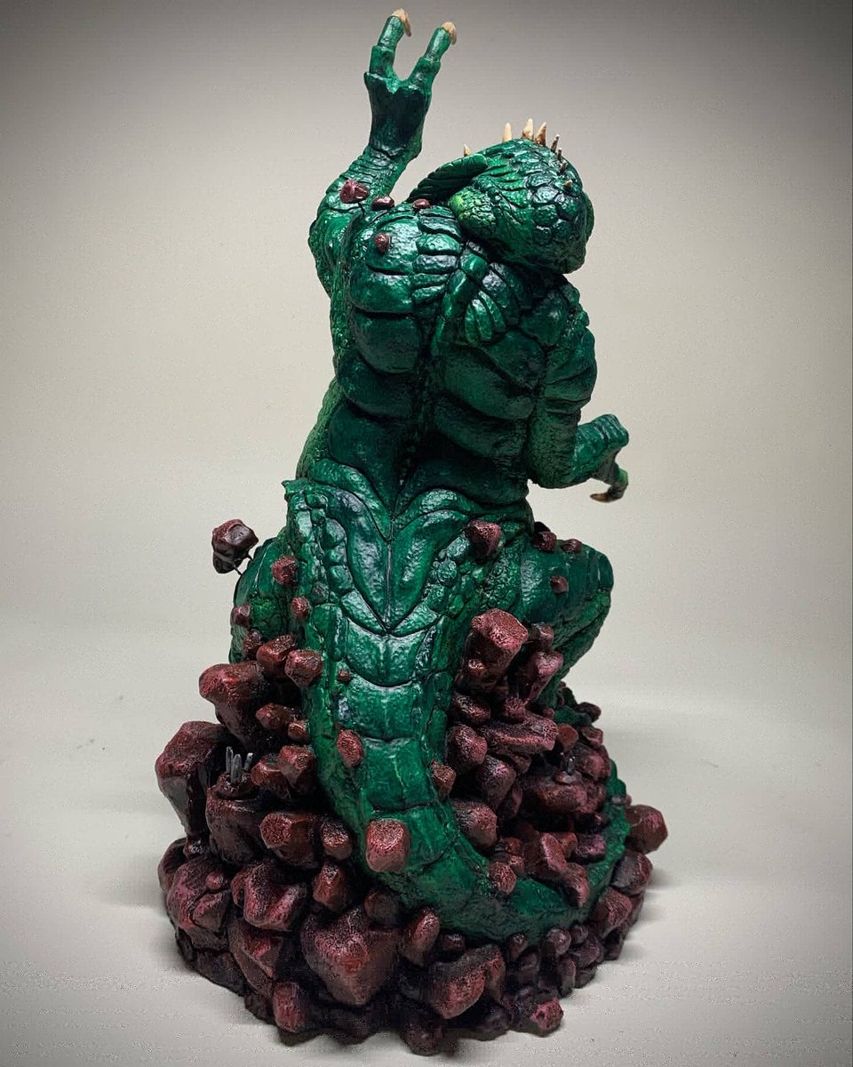 MetroidDatabase's tweet image. What an ABSOLUTE UNIT! We were contacted by the sculptor @justin_gregory_fx (IG) To share his recently completed #Kraid statue and it is AMAZING! Check out the reply for the turntable. 
---
#metroid #samus #supermetroid