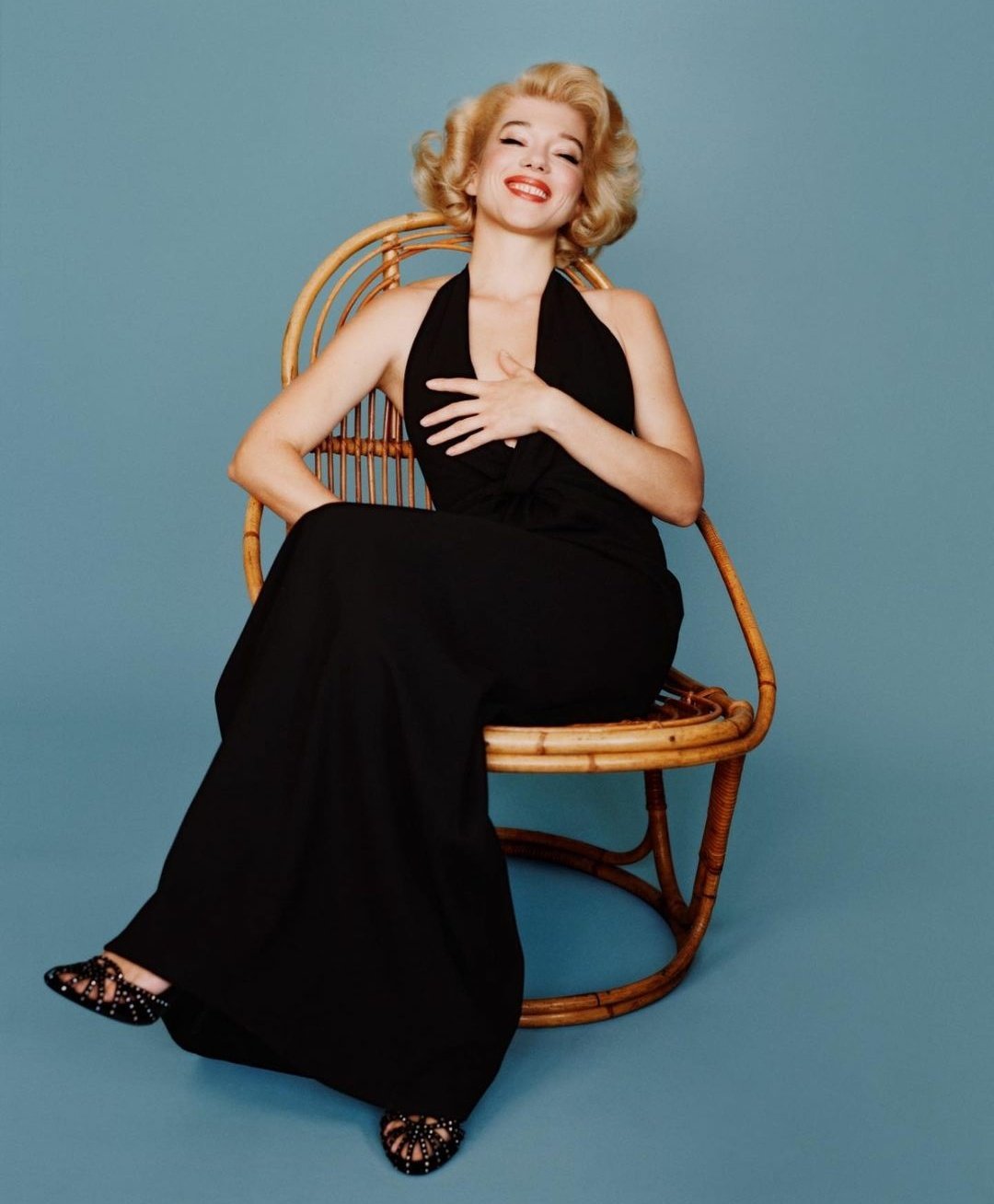 Bond girl Lea Seydoux recreates Marilyn Monroe shoots for Louis
