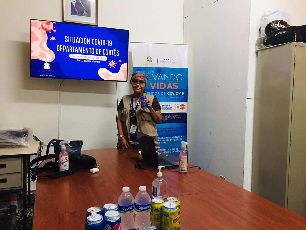 RegionMetroSPS's tweet photo. Infinitas gracias a Embotelladora de Sula por la donación de producto a través de @PepsiHND; producto que es distribuido a las brigadas médicas que realizan trabajo de campo #CODIGOVERDE, @AlcaldiaSPS, #Equipos de Respuesta Rápida.
#JuntosSaldremosAdelante
#sps #HeroesDeLaSalud https://t.co/UybaZhdrXk