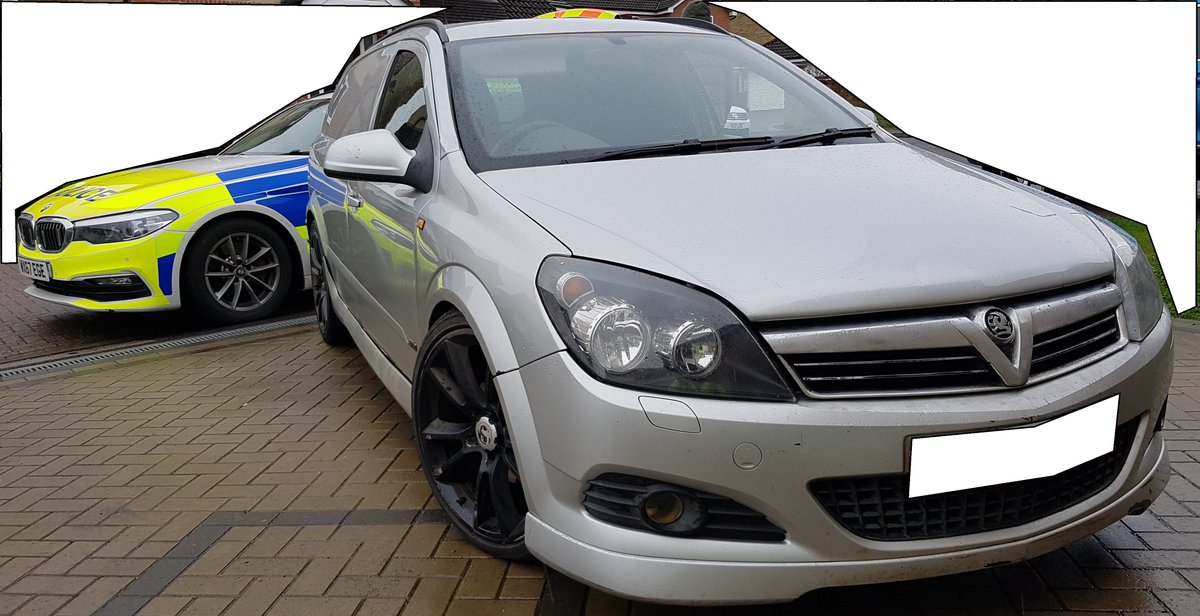 ASPRoadSafety's tweet photo. Another day, another one off the road. This mighty Astravan made off from officers then pulled a Houdini by parking on random driveway to evade the Feds.
The eagle eyes of #OT33 were not to be fooled.
Max Power photo credit to #Chappers.
#Wincanton #seized #Noinsurance #s165
^SD https://t.co/whQlooX0Kg