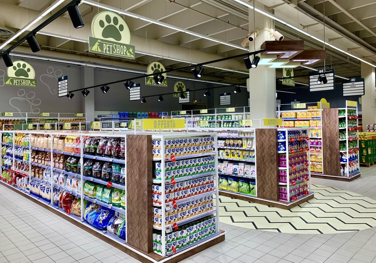 Gdoweek's tweet photo. Gruppo Unicomm (Selex): a Vicenza uno store Emisfero (ex Auchan) https://t.co/RW8LUxC9Mz @GruppoSelex #retail #store https://t.co/umHDUxiIHJ
