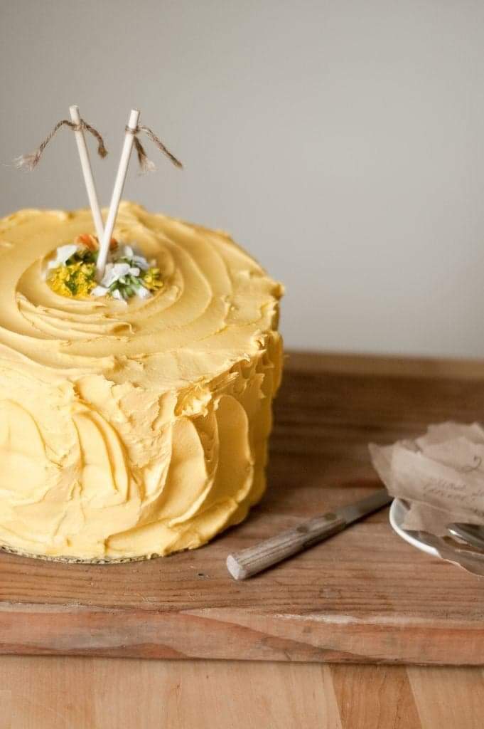 Seokjin as a cake cause its his birthday; a thread #BrightestDiamondJin  #AbyssByJinOutNow  #HappyBirthdayJin  #OurMoonJinDay  #WorldwideHandsomeDay #HAPPYJINDAY