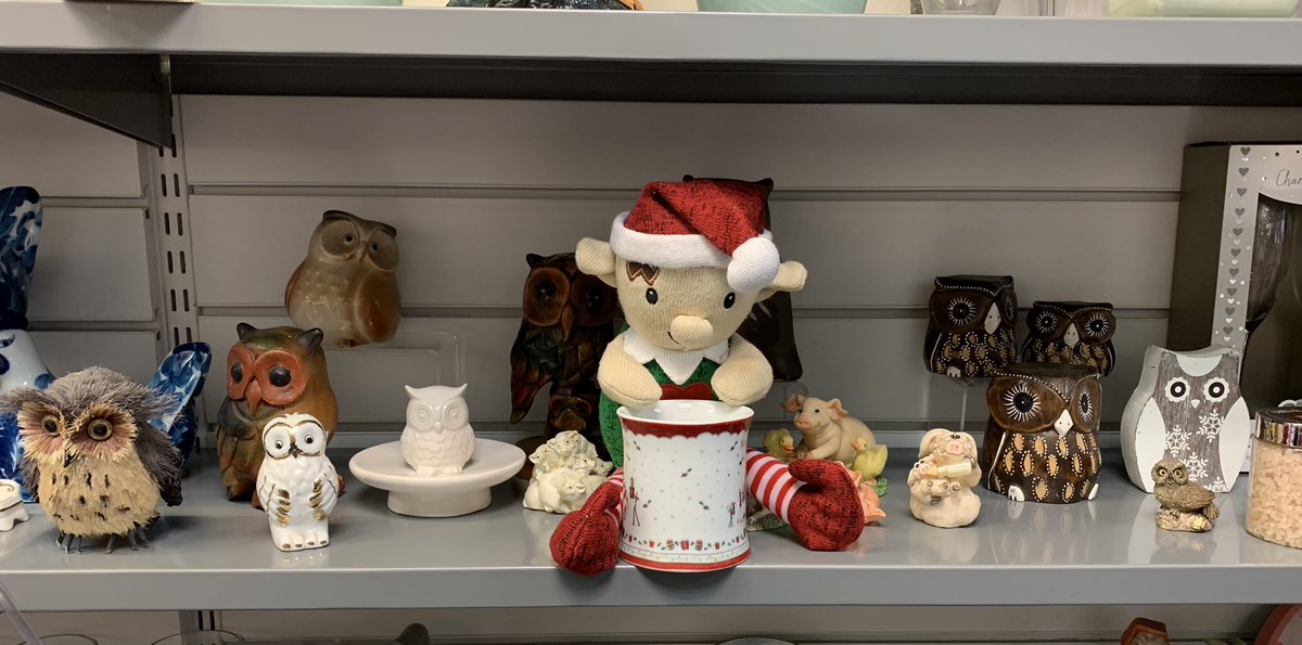 Naughty elf on the shelf has joined a hoot of a party on another shelf 😂🧝🎄 #elfontheshelf #elfontheshelf2020 #Christmas
