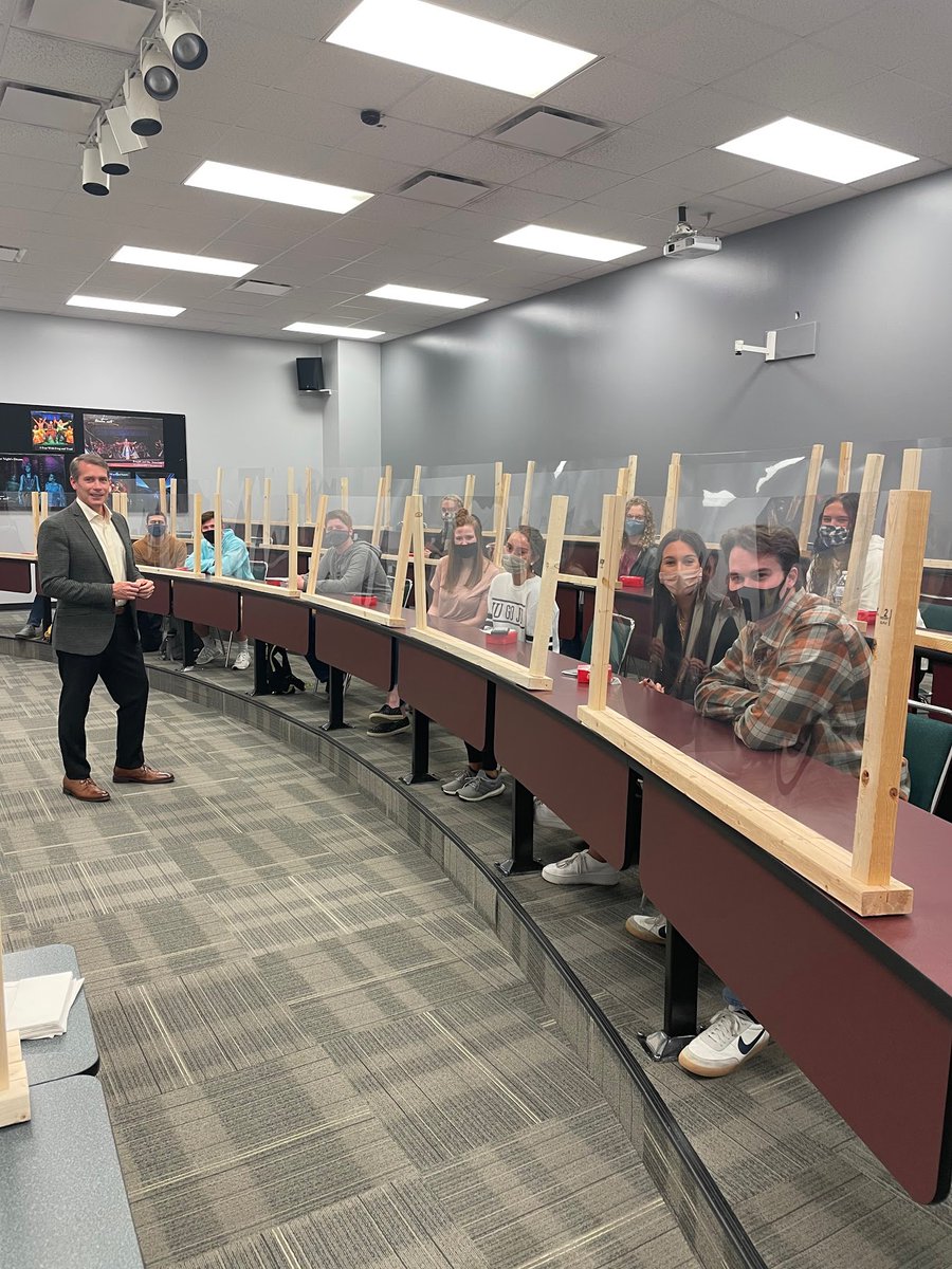 HUCommDept's tweet photo. Before Thanksgiving, the Intro to IMC class ended in-person classes on a high note with special guest speaker, Craig Cheatham. Mr. Cheatham is a great friend of the Department of Communication! https://t.co/N7KEHfcWi0