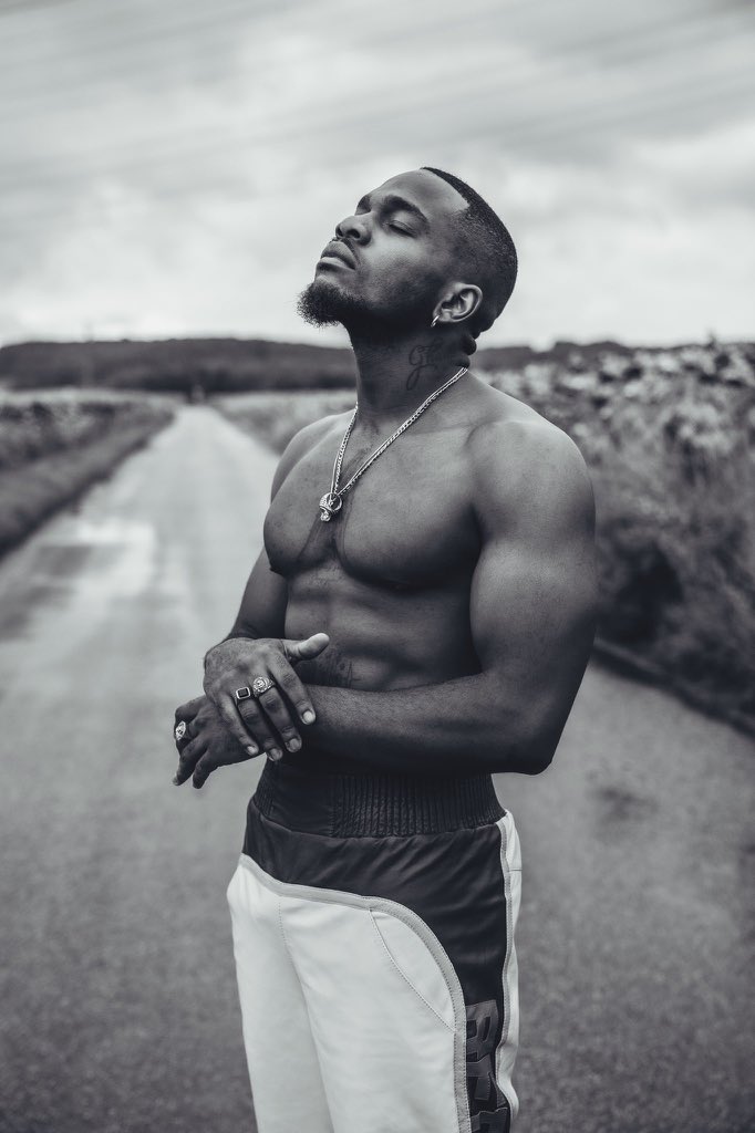 Tayc de son vrai nom Julien Bouadjie, né le 2 mai 1996 à Marseille en France est auteur-compositeur-interprète. Fruit de l’union entre une mère et un père camerounais, Tayc est le parolier d'un triple album intitulé Nyxia, sorti en 2019, de 2 mixtapes, et de plusieurs singles.