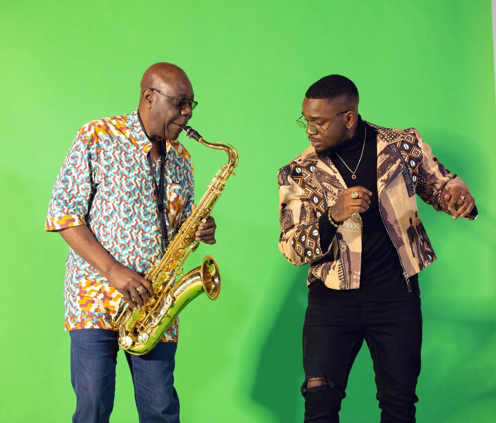 Tayc de son vrai nom Julien Bouadjie, né le 2 mai 1996 à Marseille en France est auteur-compositeur-interprète. Fruit de l’union entre une mère et un père camerounais, Tayc est le parolier d'un triple album intitulé Nyxia, sorti en 2019, de 2 mixtapes, et de plusieurs singles.