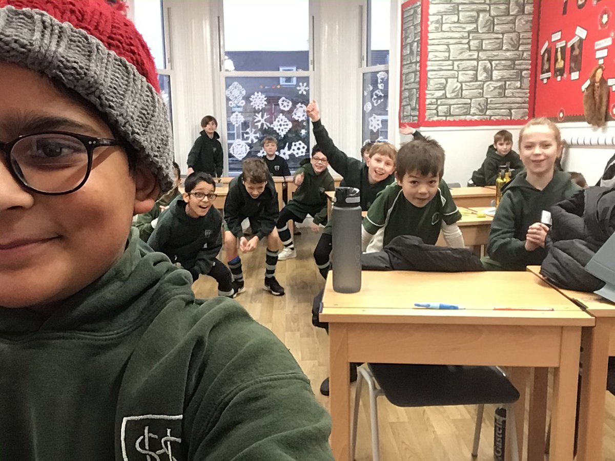 ❄️🎄Day 3 completed in 5ES ✅🎄❄️ <a href="/SHSBoysPrep/">SHS || Boys' Prep</a> #SHSAdvent #SHSChallenge #SHSAdventChallenge