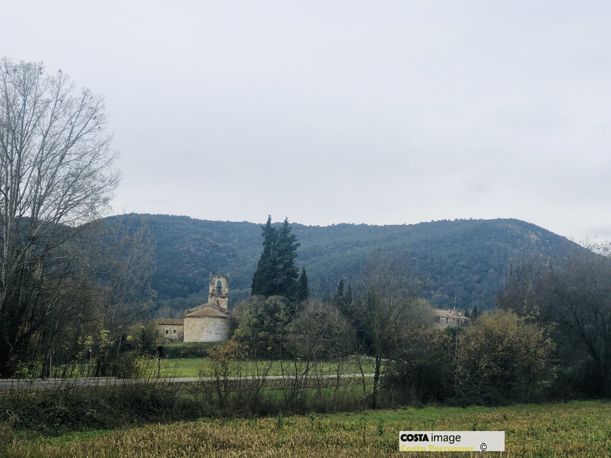 Aquest migdia voltant l'estany (tardor amb molta verdor) #Banyoles ciutat d'aigua.
L´estany de Banyoles
#estanydebanyoles